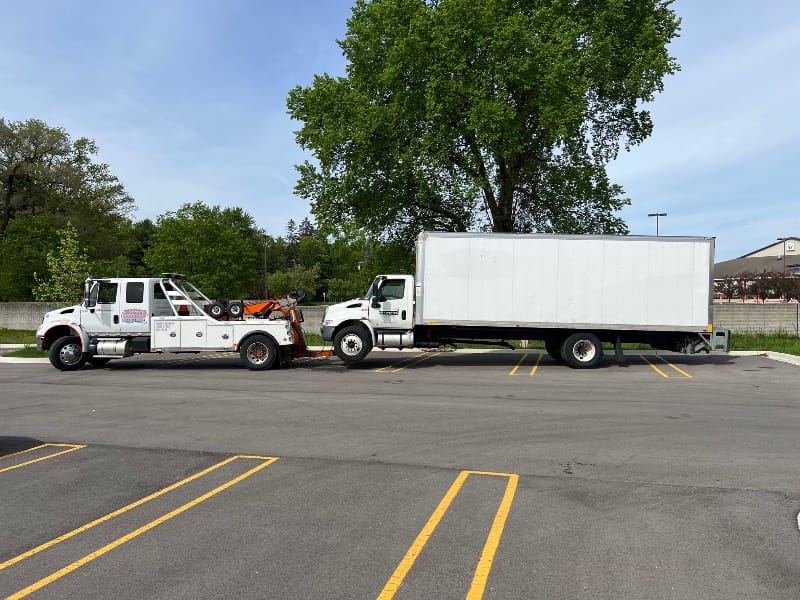 I-94 heavy recovery